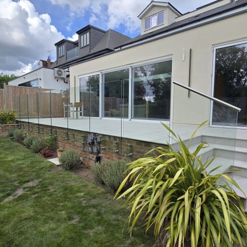 Side-Mounted Frameless Glass Balustrade (Banstead, Surrey) Side-Mounted Frameless Glass Balustrade (Banstead, Surrey)