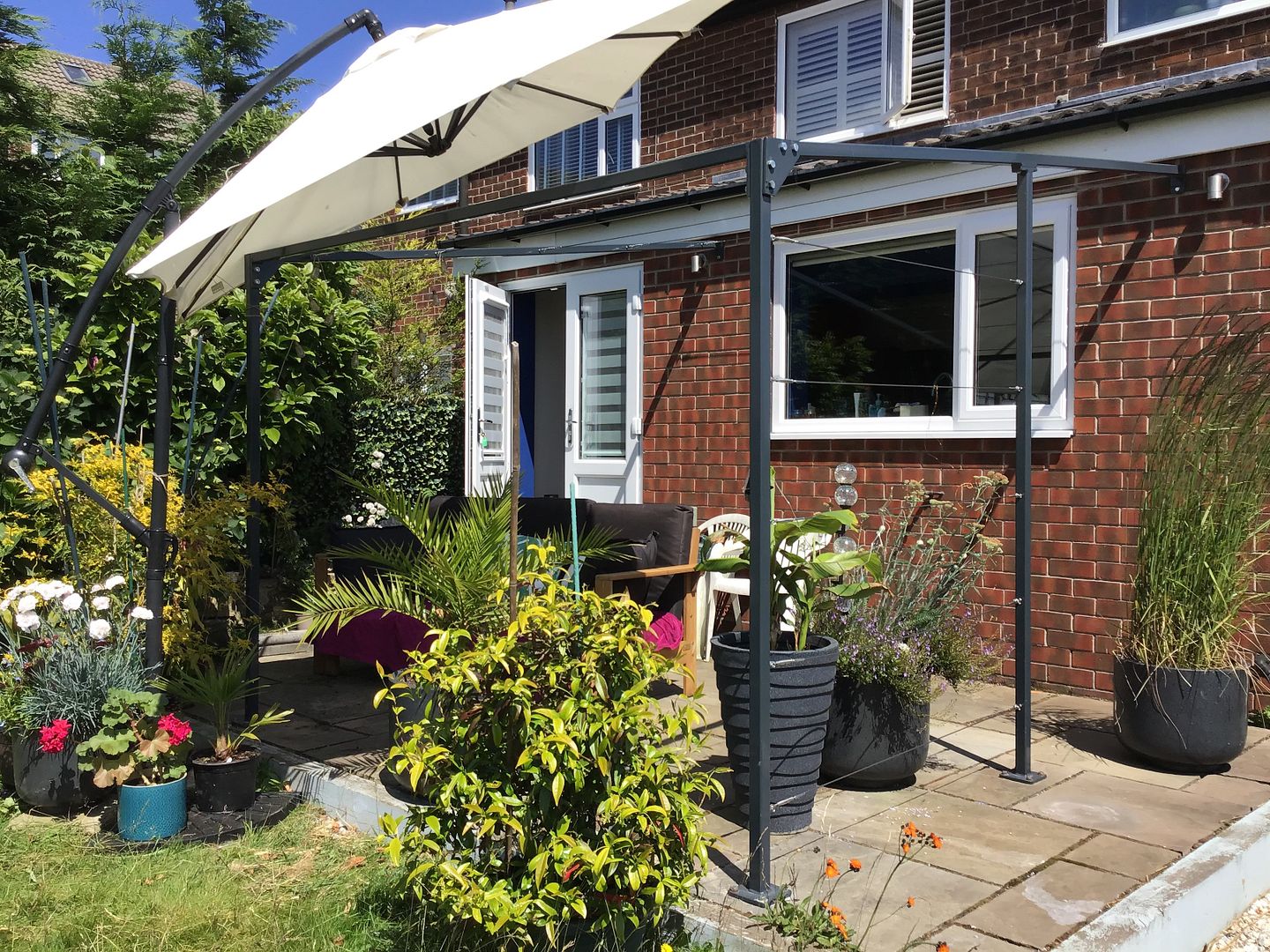 metal-wire-pergola